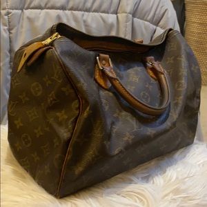 •SOLD• Louis Vuitton Vintage Monogram Speedy 30